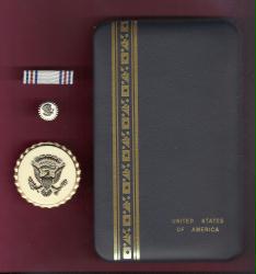 Vice Presidential Service Badge in case with lapel pin