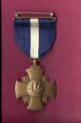Vintage full size Genuine WWII Navy Cross Medal