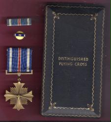 WWII Distinguished Flying Cross medal in old style case box with ribbon bar and lapel pin AAC DFC
