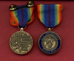 WWI World War 1  75th Anniversary medal in case